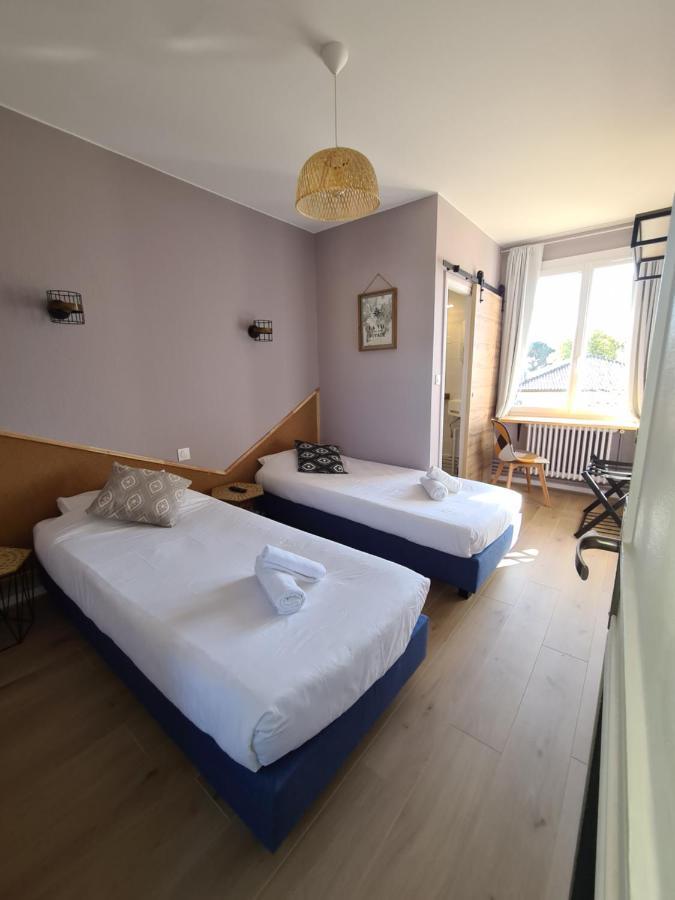 Hotel Les Vieux Acacias Queyrac Εξωτερικό φωτογραφία